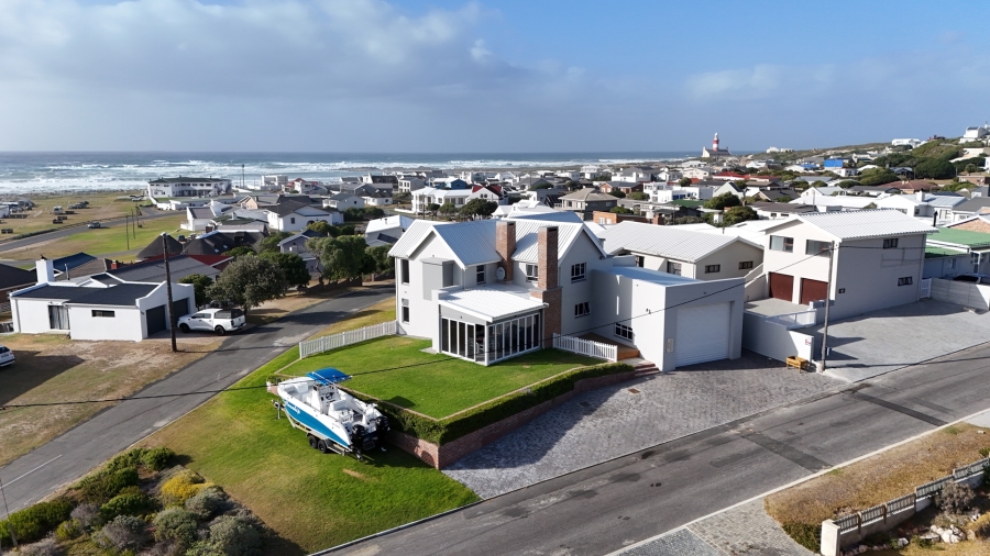 4 Bedroom Property for Sale in Agulhas Western Cape